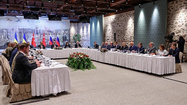 Rus ve Ukrayna heyetleri İstanbul'da müzakere yapacak