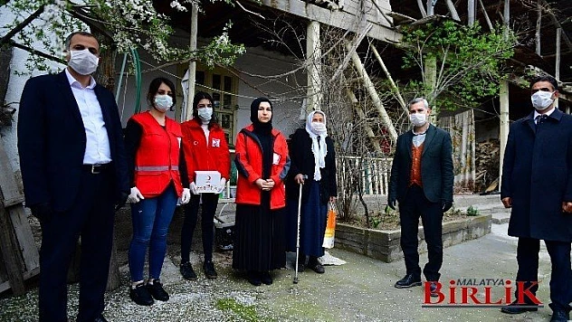 Sağlığınız İçin Evde Kalın, Biz Görev Başındayız