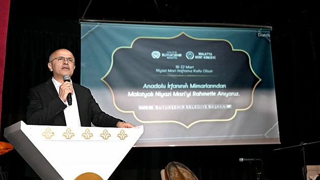 Santur Sanatçısının Niyazi-İ Mısri İlahileri Konseri Vatandaşları Büyüledi