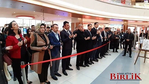 Şehitlerimiz Adına Resim Sergisi Düzenlendi