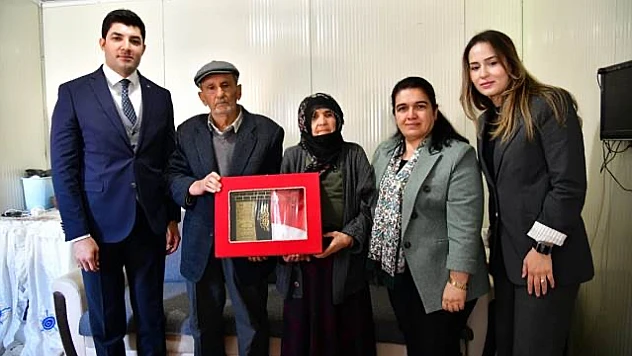 Selda Yavuz ,Doğanşehir İlçesindeki Depremzede, Şehit ve Gazi Ailelerini Ziyaret Etti