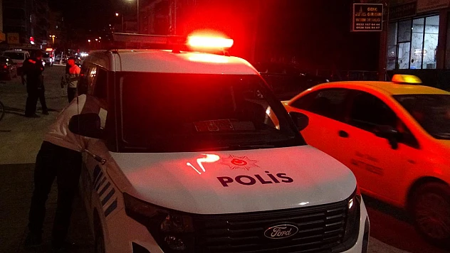 Şeyh Bayram Mahallesi'nde Kaza: Polis Aracıyla Bisiklet Çarpıştı