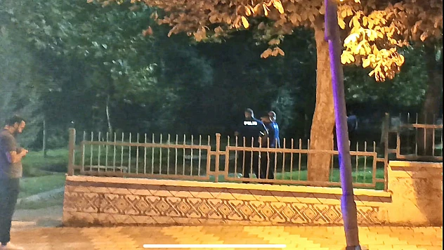 Somuncubaba Parkı'nda Çıkan Kavgada Polis Kaçan Şüphelileri Arıyor