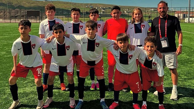 Spor İnsanı Ali Serttürk: 'Topu Seven Çocuk Her Zaman Bir Adım Öndedir!'