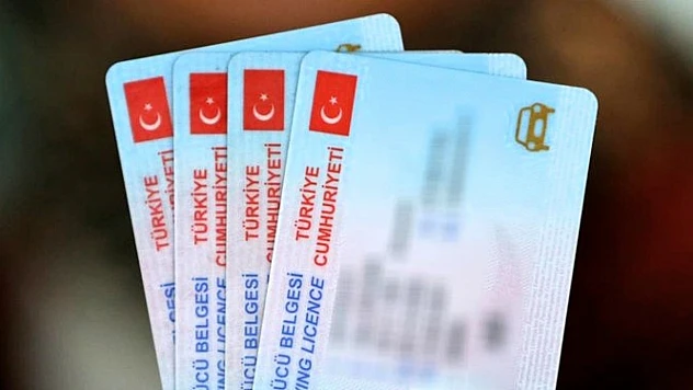 Temmuz'da Rekor Başvuru: 1,4 Milyon Ehliyet Değiştirildi