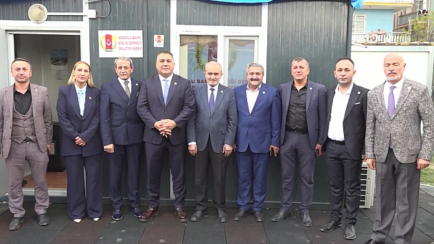 Teoman Mutlu 'Malatya'dan Üçüncü Cumhurbaşkanı Ben Olacağım!'