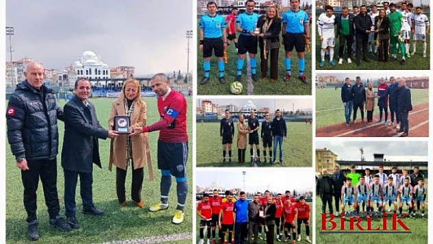 TFF Bölge Müd. Işılay Çalışkan'dan Plaket Takdimi