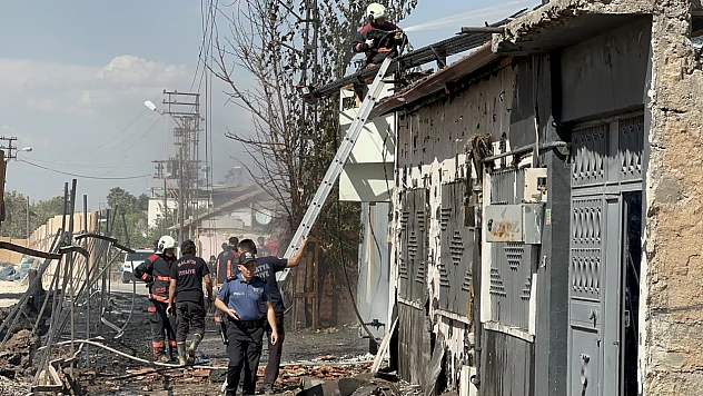 TOKİ Şantiyesindeki Yangın Kiltepe'deki Evleri Tehdit Etti