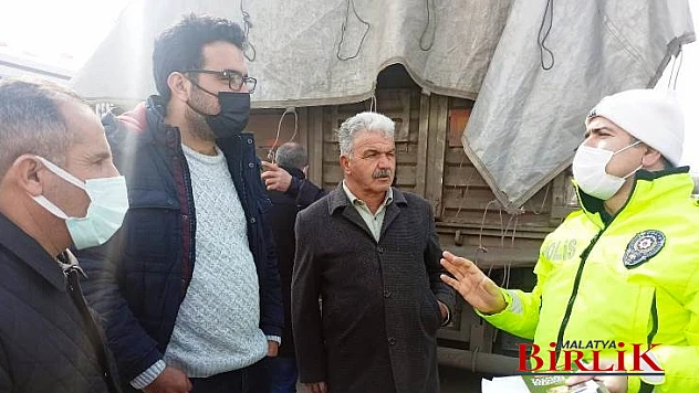 Trafikte Çiftçileri Bilgilendirme