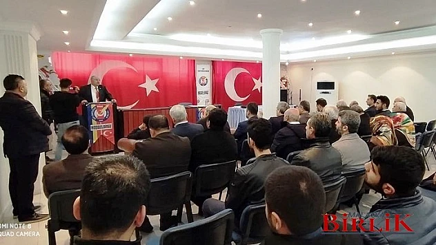 Türkiye Kıbrısa Barış Huzur Getirdi