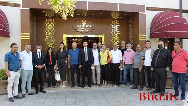 Ünlü Cerrah Gözde Sağlık Grubu İle Anlaştı