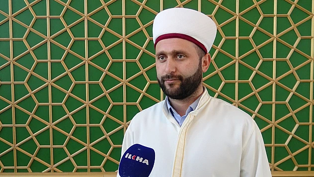 Vaiz Gezer: Peygamberimizin Ümmete Emaneti Olan Mukabele Sünnetini Yaşatıyoruz