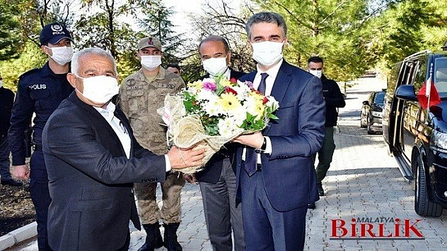 Vali Baruş Arguvan'da Vatandaşların Sorunlarını Dinledi