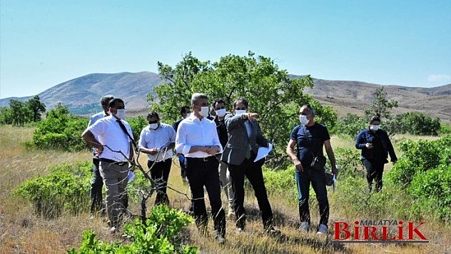 Vali Baruş Deprem Konutları Yer Tespitinde Bulundu
