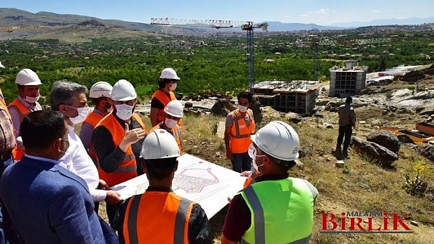 Vali Baruş, Gelincik Tepesi 2. Etap Çalışmalarını İnceledi