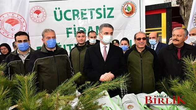 Vali Baruş, Orman Haftasında Fidan Dağıttı