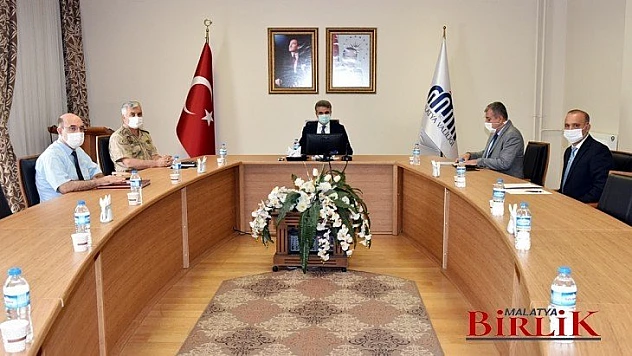 Vali Baruş Orman Yangınları ile Mücadele Komisyonu Toplantısı