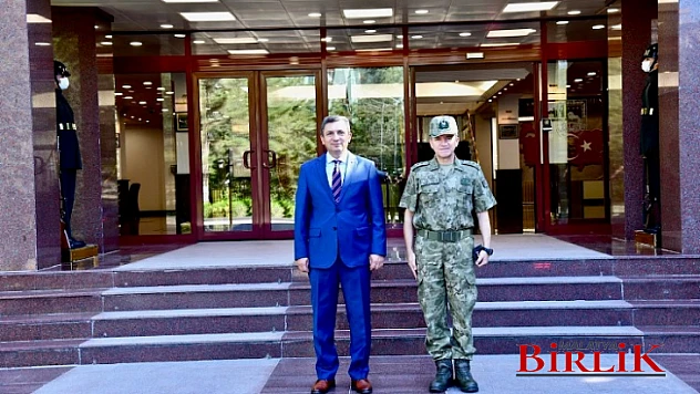 Vali Şahin, Garnizon Komutanlığına İade-i Ziyarette Bulundu.
