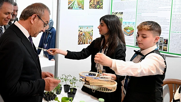 Vali Seddar Yavuz İpek Yolu Kariyer Fuarıyla İlgili Kamuoyuna Açıklamalarda Bulundu