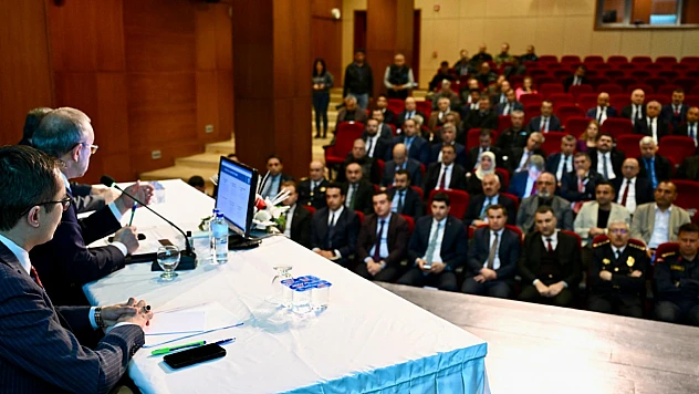 Vali Yavuz Başkanlığında İl Koordinasyon ve İl İdare Şube Başkanları Toplantısı Gerçekleştirildi