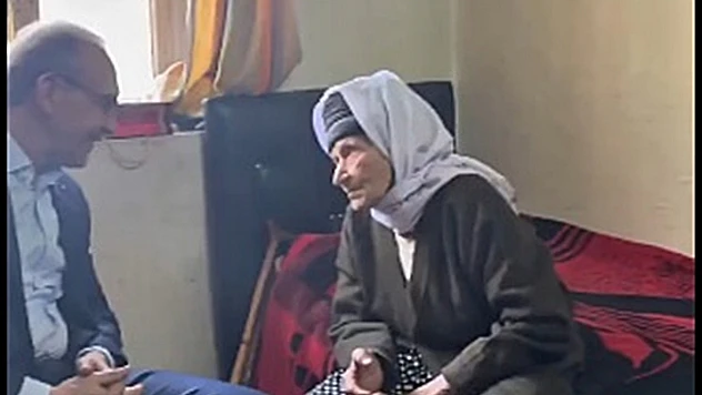 Vali Yavuz, Bessey Yaka'daki Asırlık Çınarı Evinde Ziyaret Etti