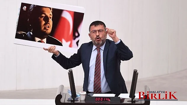 Veli Ağbaba, Dolandırırken Aleni Yargılarken Gizli