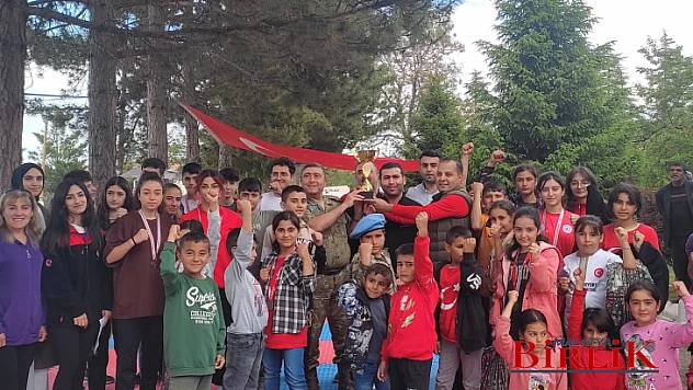 Wushu Kung-Fu  Sanda Sporcuları Kıyasıya Müsabaka Yaptı