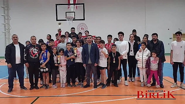 Wushu Kungfu Sanda Cumhuriyet Kupa Şampiyonası Malatya'da Yapıldı