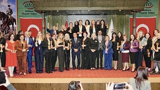 Yerel Yönetimde Kadın Gücü: Tuğçe Asena Ilgar'a Anlamlı Ödül