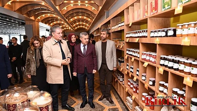 Yeşilyurt Belediyemiz Takdir Ettiğimiz Hizmetler Sunuyor