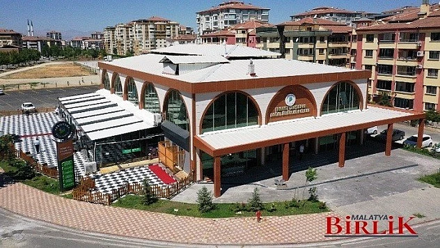 Yeşilyurt Belediyesi 2.Yeşil Gıda Marketi Hizmete Sundu