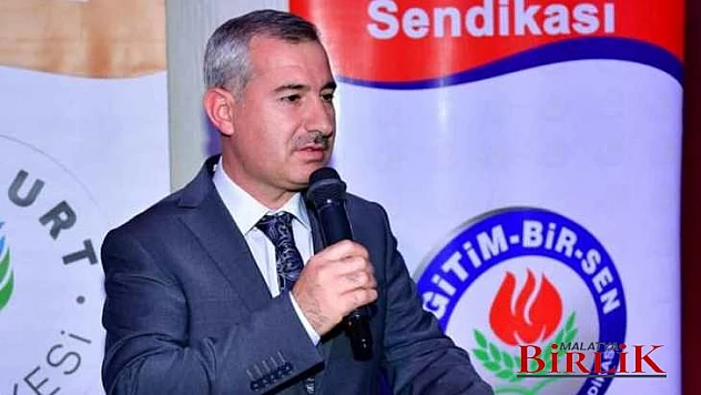 Yeşilyurt Belediyesi Merhum Sezai Karakoç Anısına Şiir Dinletisi Düzenledi