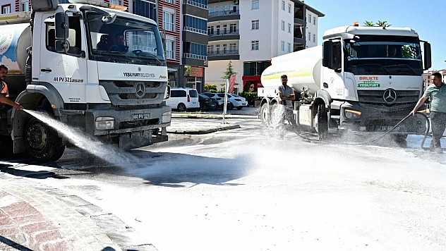 Yeşilyurt Belediyesi'nden Temizlik Atağı!