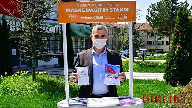 Yeşilyurt Belediyesi, Üç Ayrı Noktaya Maske Dağıtım Standı Kurdu