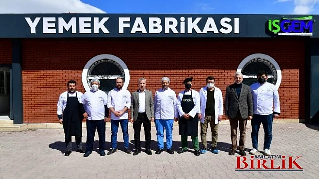 Yeşilyurt Belediyesi Yemek Fabrikası, Nezih Ve Kaliteli Hizmetlerini Geliştirip İlerletiyor
