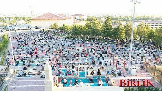 Yeşilyurt Gedik Namazgâh'ta Kurban Bayramı Namazı Heyecanı Yaşandı