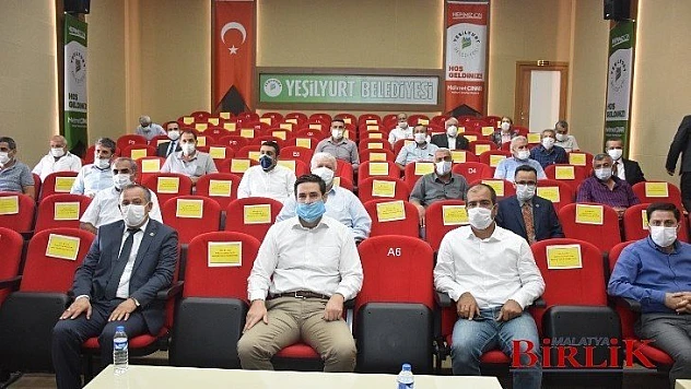 Yeşilyurt İlçesi Muhtarlarına 'Covid-19' Tedbirleri Anlatıldı, Takdir Belgesi Verildi