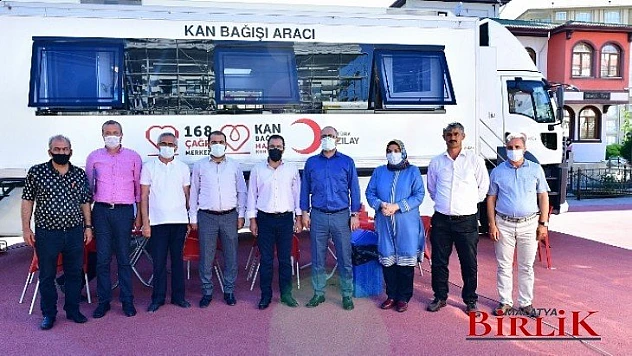 Yeşilyurt Kent Konseyi İle Kızılay İşbirliğiyle Kan Bağışı Kampanyası