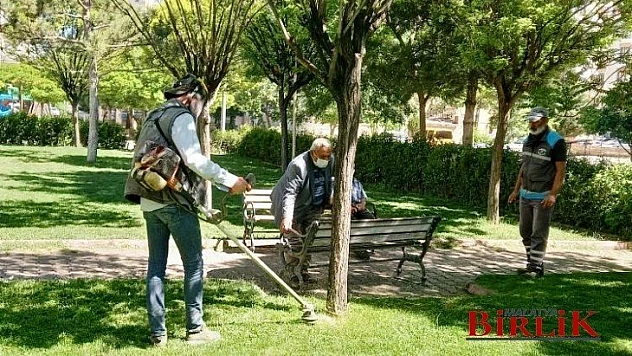 Yeşilyurt'ta Ferah, Yeşil Ve Güzel Alanların Sayısı Hızla Artıyor