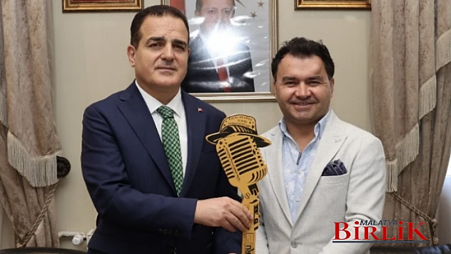 Yılın Alkışı Hak Eden Valisi