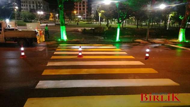 Yol Çizgi Çalışmalarıyla Trafik Kazalarının Önüne Geçiliyor