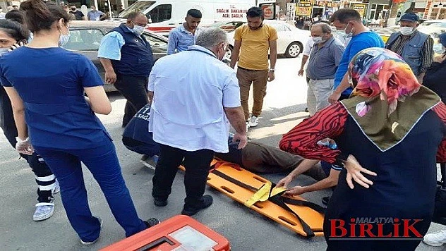 Yolun Karşısına Geçiyordu, Otomobil Çarptı