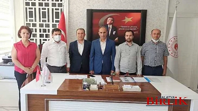 Yurt Sendikaları Konfederasyonu Çevre Ve Şehircilik Müdürlüğünü Ziyaret