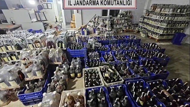 Zehir Tacirlerine Büyük Darbe: 91 Bin Litreden Fazla Metil Alkol Yakalandı