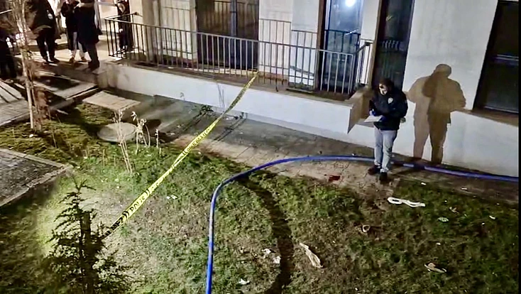 5’inci Kattan Düştü! Genç Kızın Durumu Ciddi