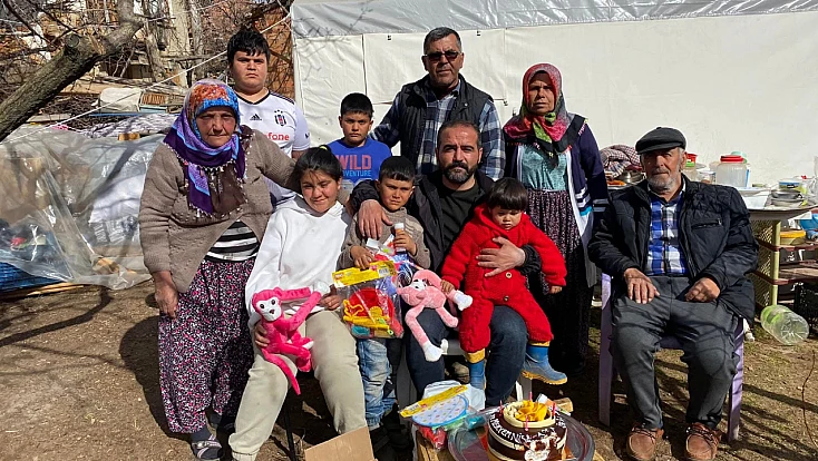 Asrın Acısına Vefa, Deprem Şehitlerine Dua