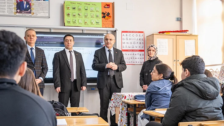 Başkan Sami Er’den Öğrencilere Mesaj: “Azmin Önünde Engel Yok”