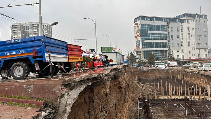 Yerinde Dönüşüm Projesinde Çökme: Yol Kenarında Korku Dolu Anlar