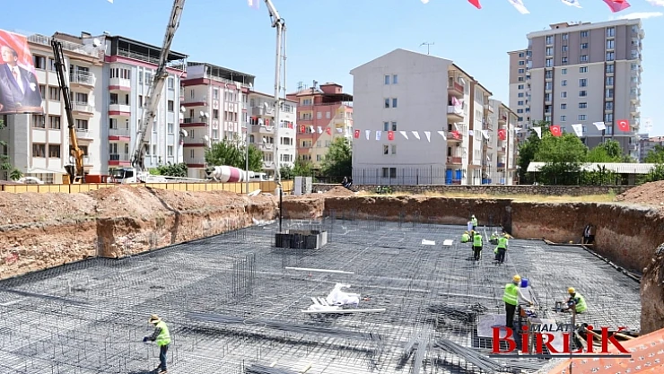 24 Derslikli Rıdvan Mertöz Ortaokulu Temel Atma Töreni Yapıldı