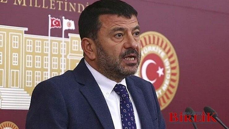 Ağbaba, Neresinden Tutsanız Elinizde Kalıyor
